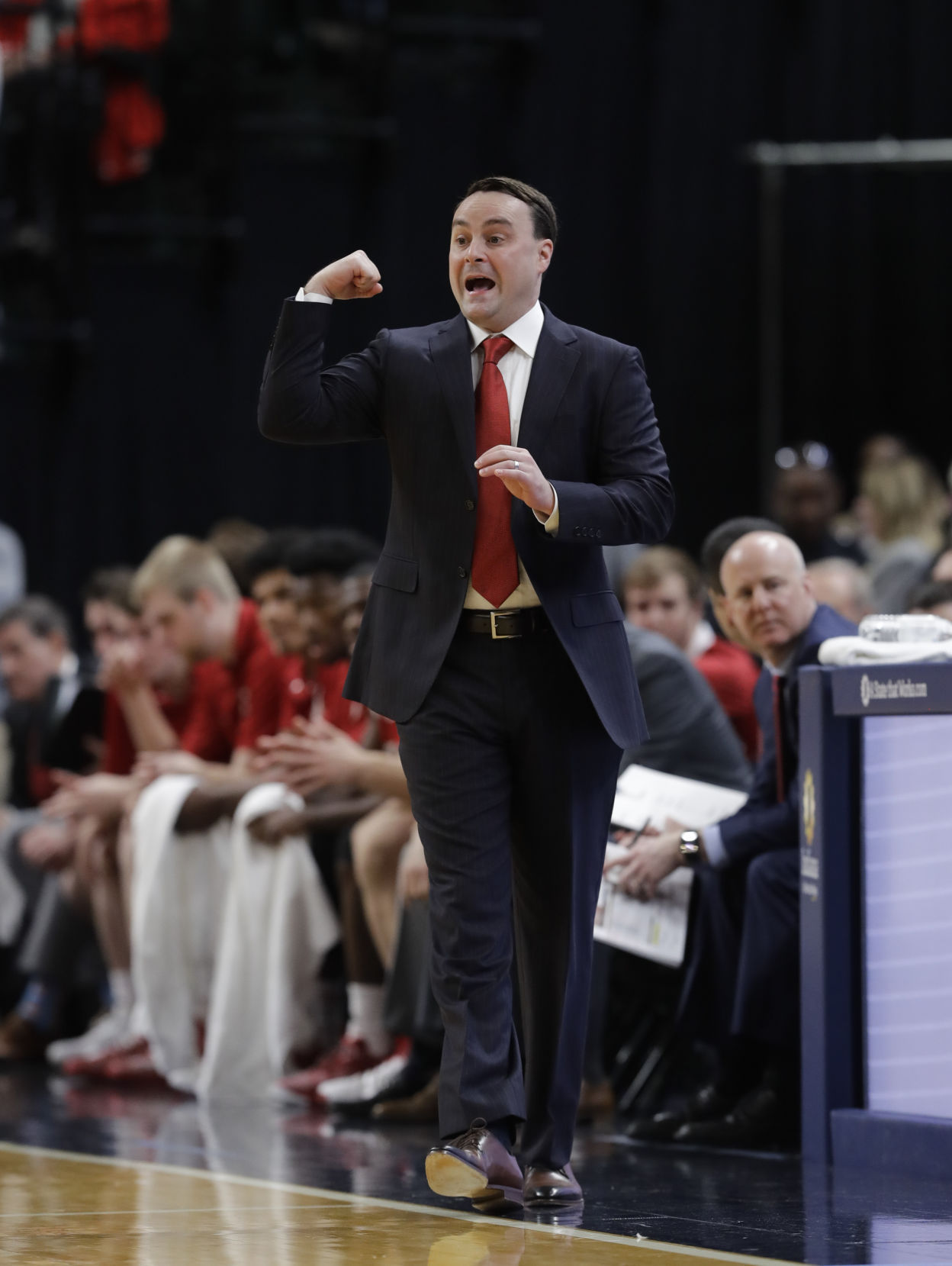 HOOSIERS (8-6, 1-1)